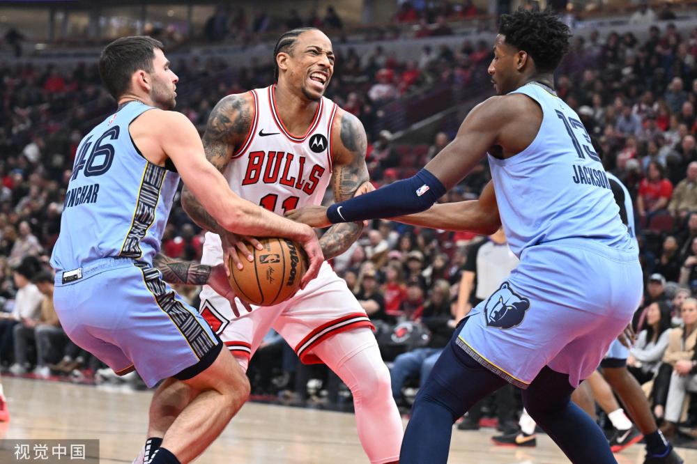 也出现在近 也出现在近