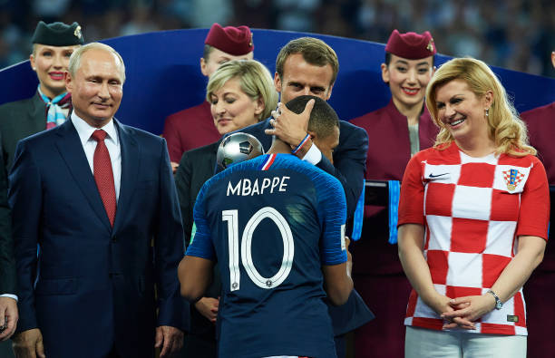 类似过去德 类似过去德